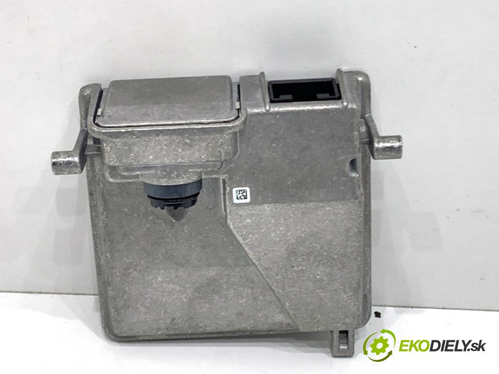 VW GOLF VII Kombi 2015 110 kW 2.0 TDI 1968 predná KAMERA napomocna 5Q0980653G