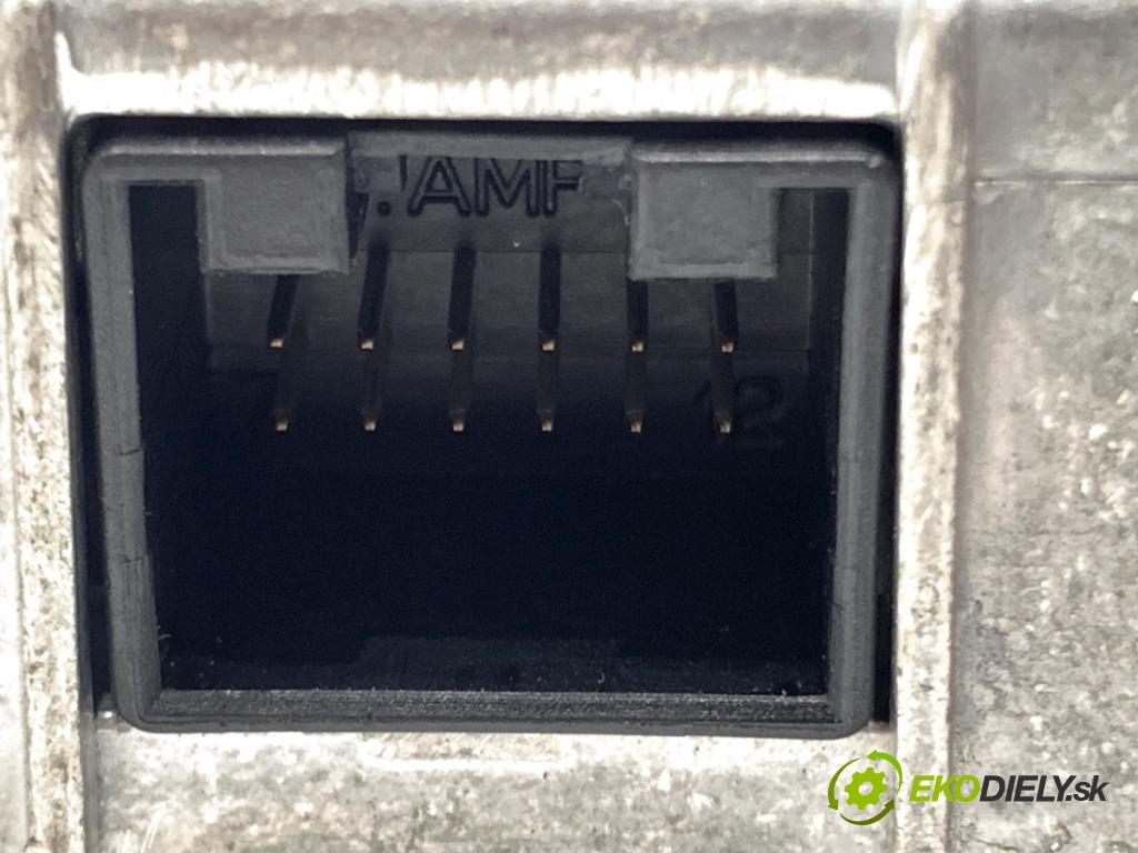 VW GOLF VII Kombi 2015 110 kW 2.0 TDI 1968 predná KAMERA napomocna 5Q0980653G