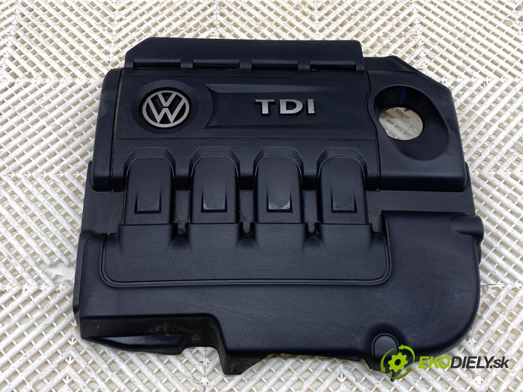 VW GOLF VII Kombi 2015 110 kW 2.0 TDI 1968 Kryt Motor 04L103954T (Kryt motora)
