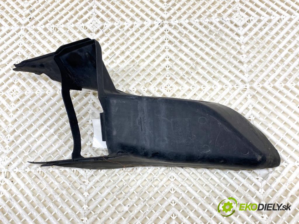 AUDI A8 D4 sedan 2015 368 kW 6.3 W12 quattro 6299 volant vzduchu 4H0117335B