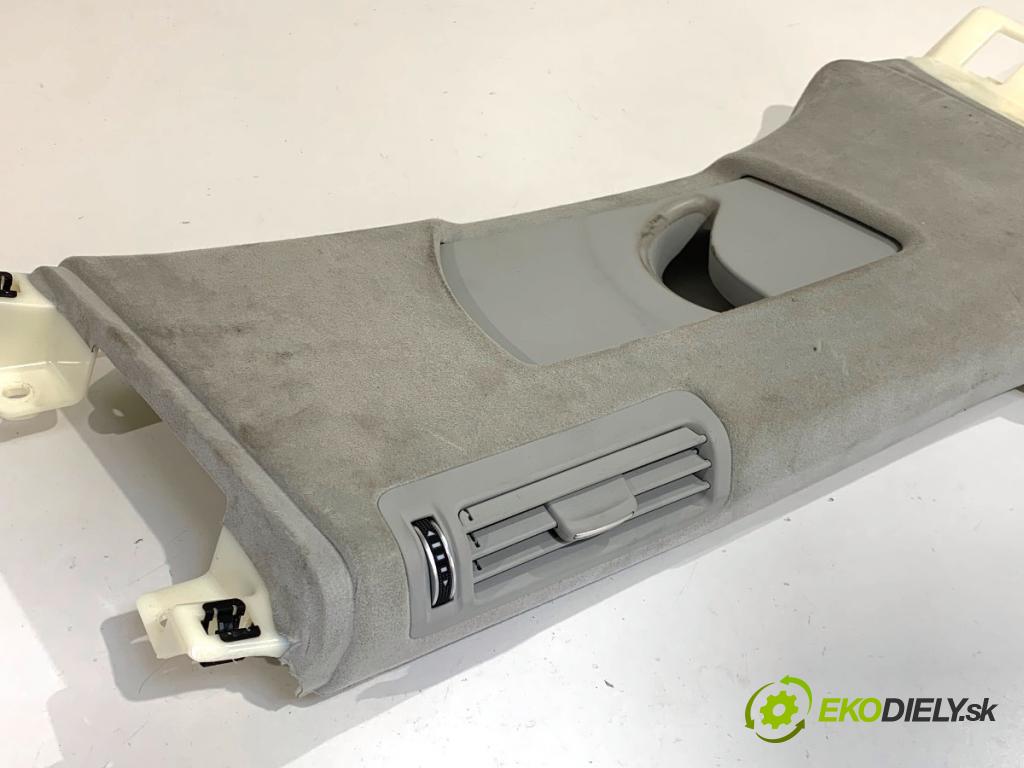 AUDI A8 D4 sedan 2015 368 kW 6.3 W12 quattro 6299 Clona stĺpika B pravy 4H0867239C