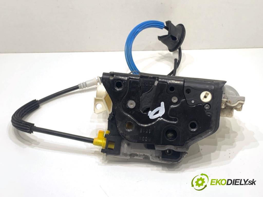 AUDI A4 B8 sedan 2008 105 kW 2.0 TDI 1968 zámok Dvere pravy predný 8J1837016A