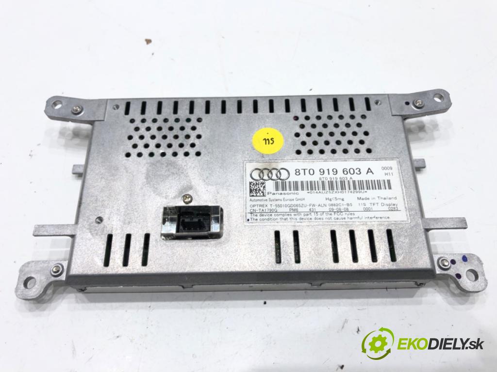 AUDI A4 B8 sedan 2008 105 kW 2.0 TDI 1968 Dislpej 8T0919603A (Prístrojová doska)