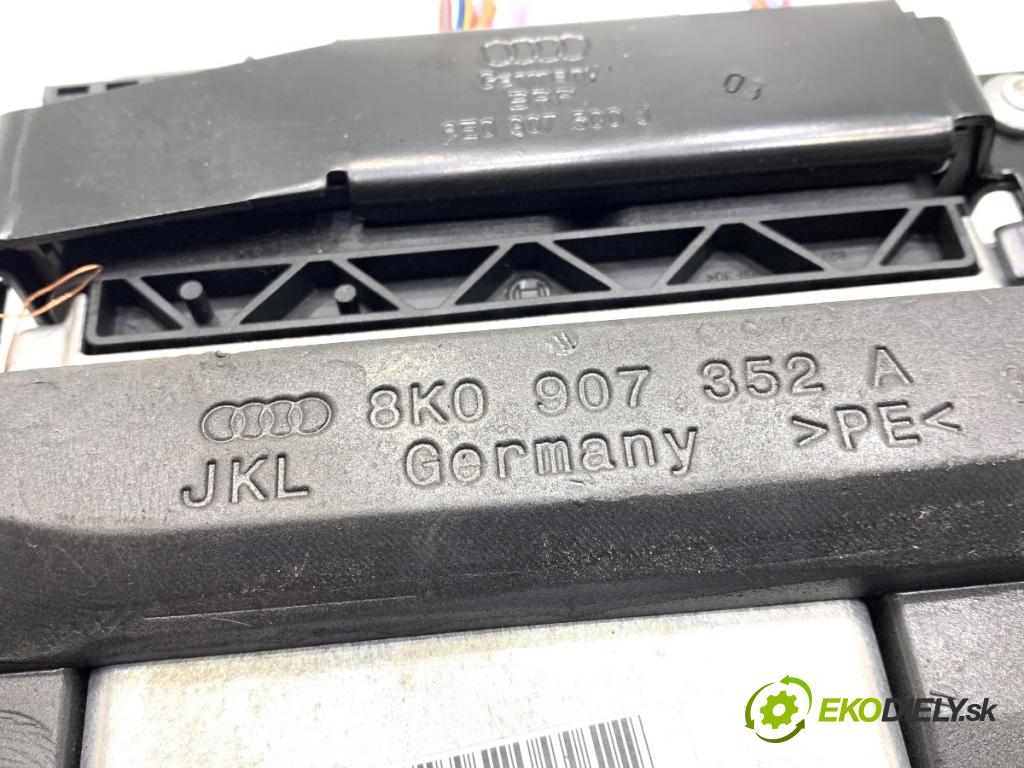 AUDI A4 B8 sedan 2008 105 kW 2.0 TDI 1968 řídící jednotka motora 03L906022JM (Řídicí jednotka)