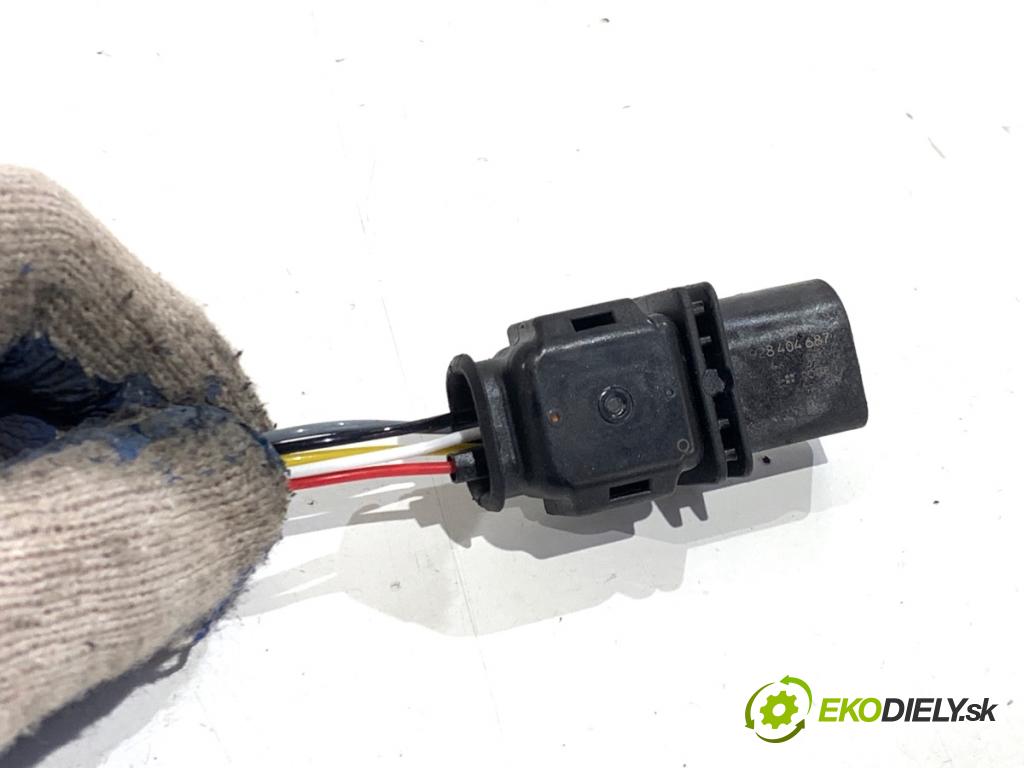 AUDI A4 B8 sedan 2008 105 kW 2.0 TDI 1968 sonda lambda predný 0281004083 (Lambda sonda)