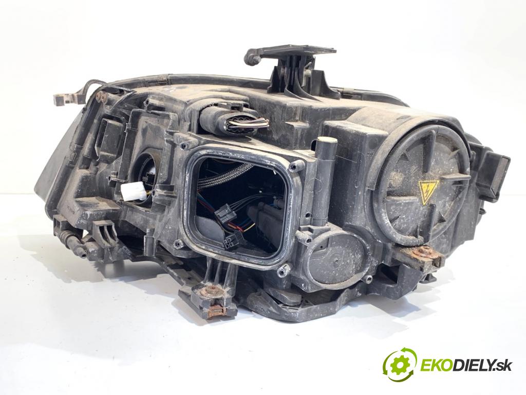 AUDI A4 B8 sedan 2008 105 kW 2.0 TDI 1968 světlomet pravý přední část XENON