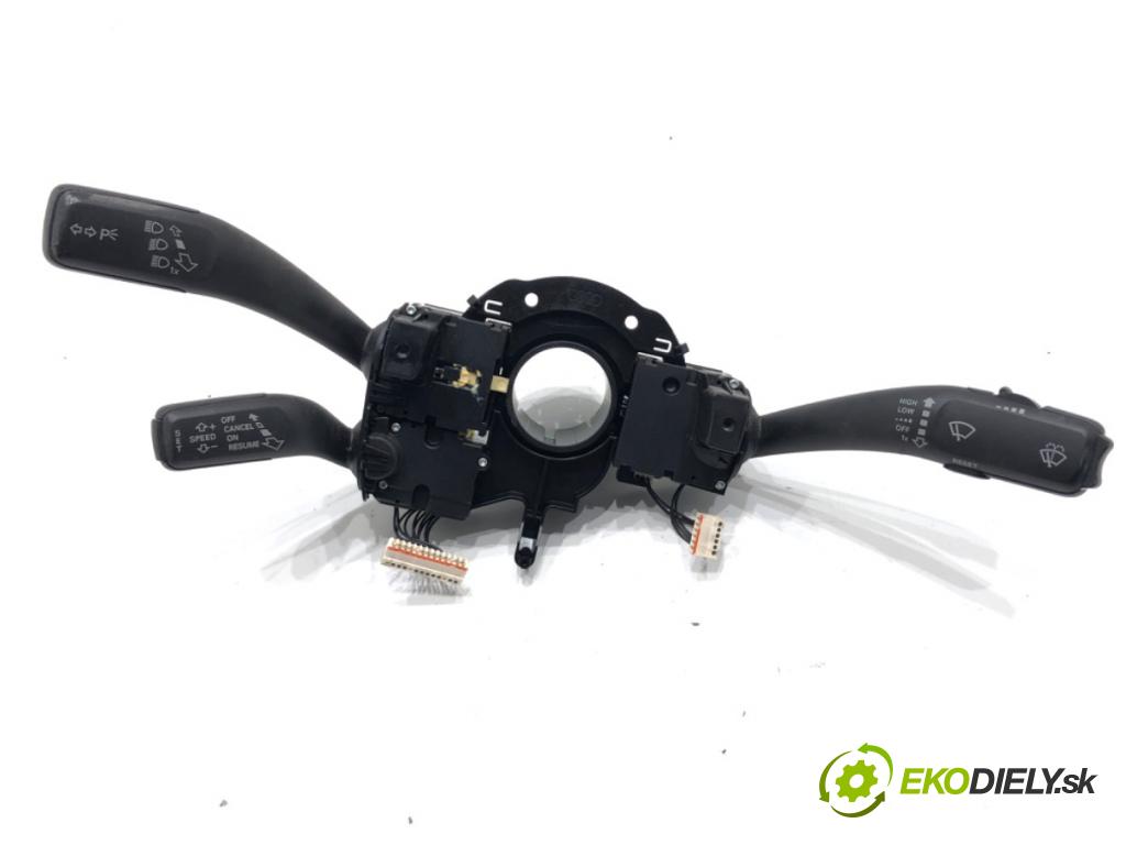 AUDI A4 B8 sedan 2008 105 kW 2.0 TDI 1968 Prepínač kombinovaný 8K0953502BD (Prepínacie páčky pod volantom)
