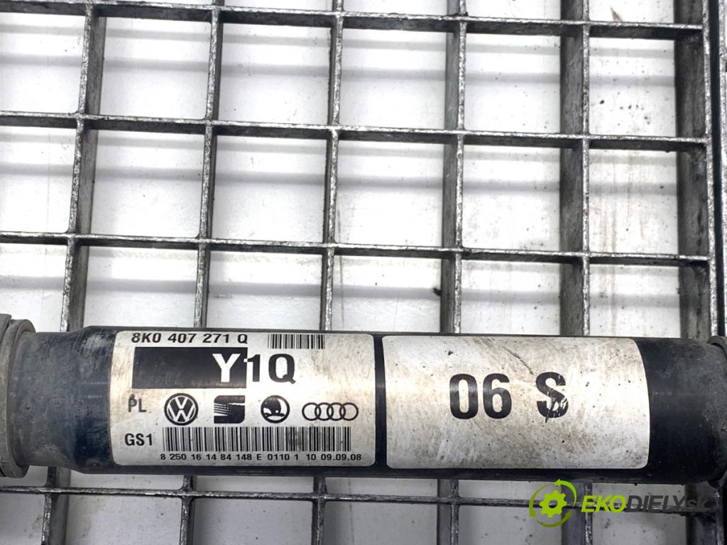 AUDI A4 B8 sedan 2008 105 kW 2.0 TDI 1968 poloos pravý přední část 8K0407271Q