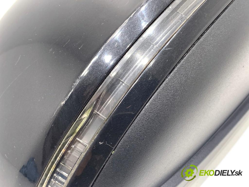 AUDI A4 B8 sedan 2008 105 kW 2.0 TDI 1968 Spätné zrkadlo pravy LZ9Y