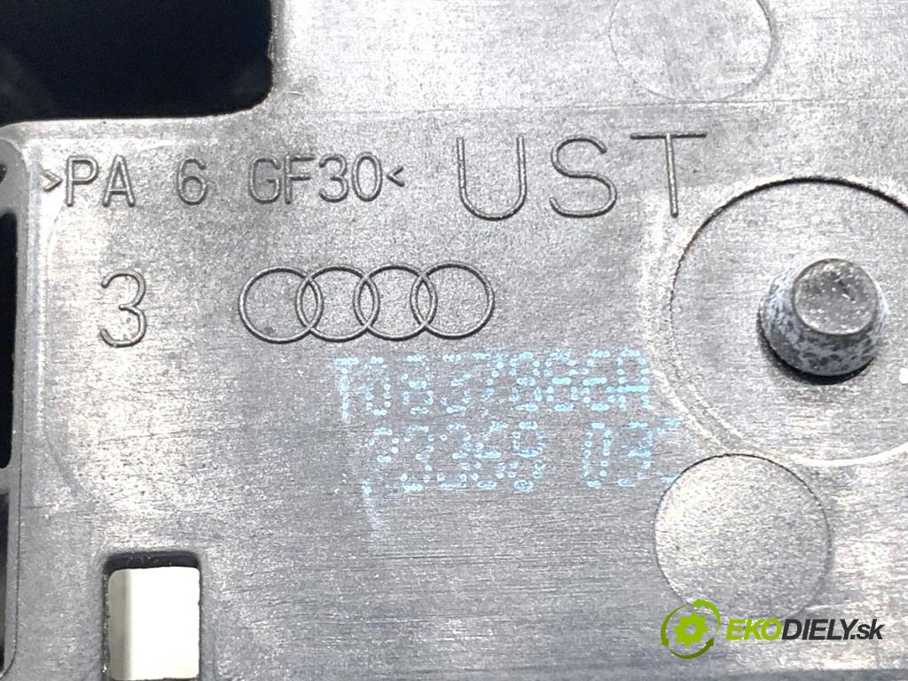 AUDI A4 B8 sedan 2008 105 kW 2.0 TDI 1968 Kľučka vonkajšia pravy predný