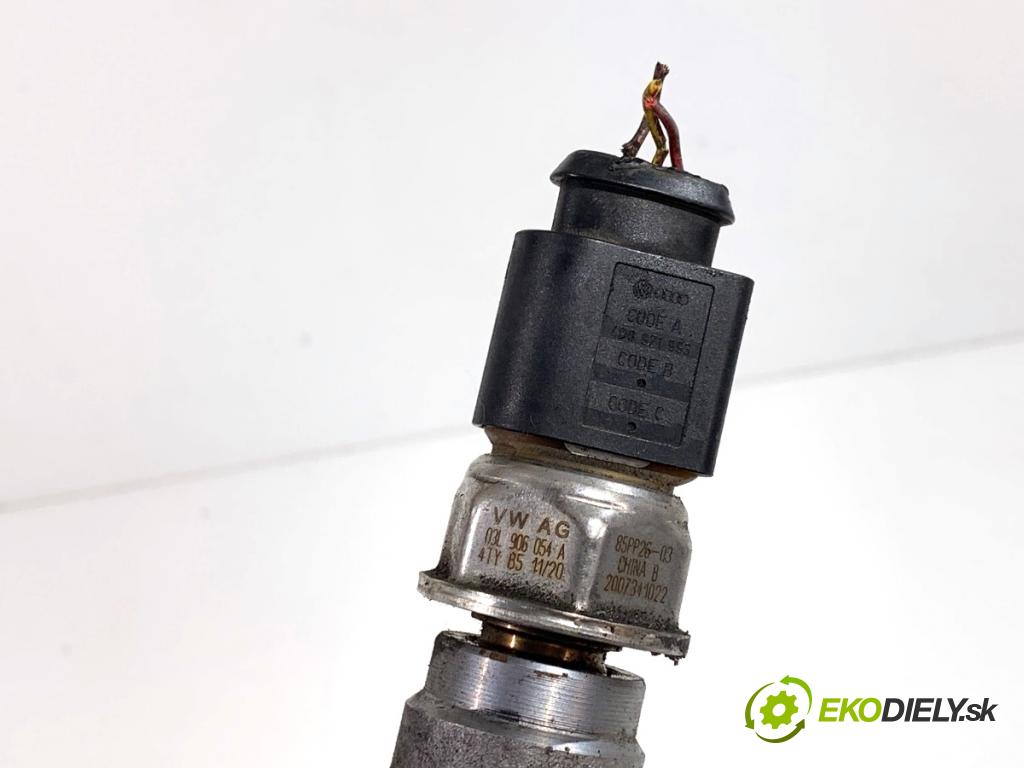 AUDI A4 B8 sedan 2008 105 kW 2.0 TDI 1968 Lišta vstrekovacia 03L130089A 0281006002 (Vstrekovacia lišta)