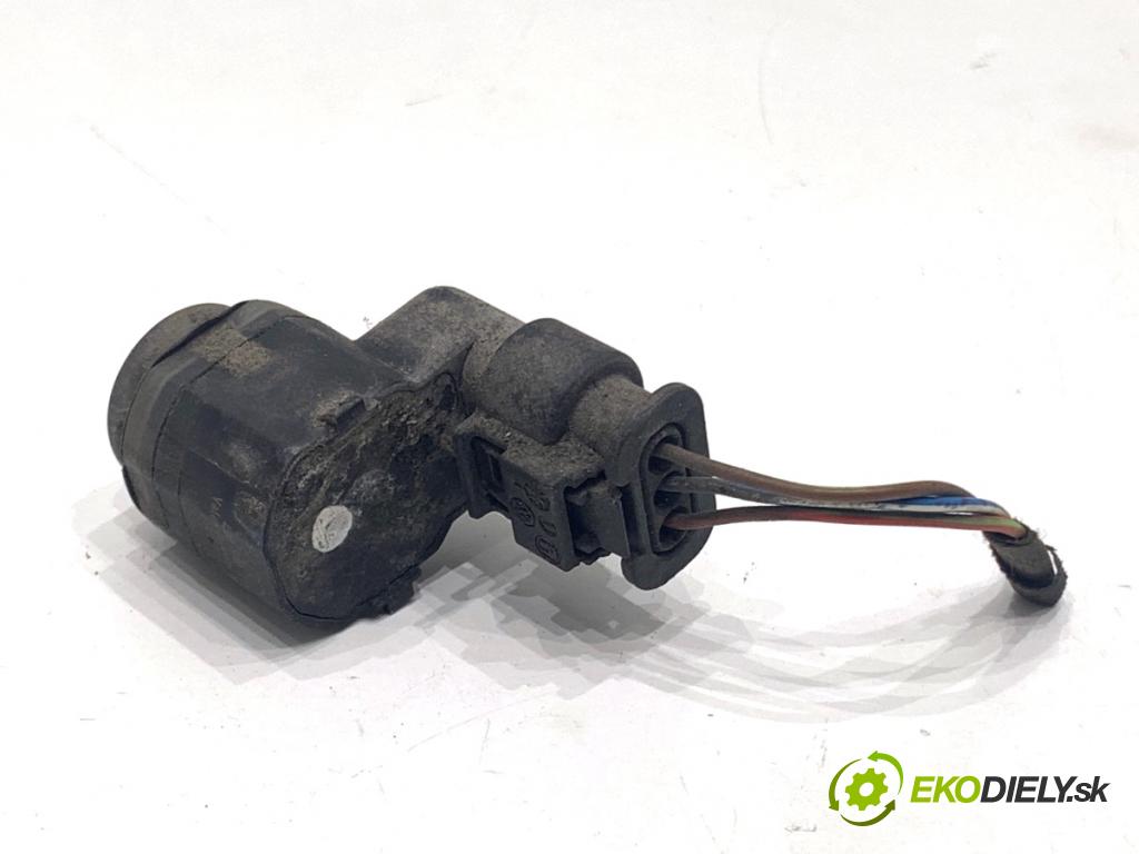 AUDI A4 B8 sedan 2008 105 kW 2.0 TDI 1968 Snímač PDC 420919275