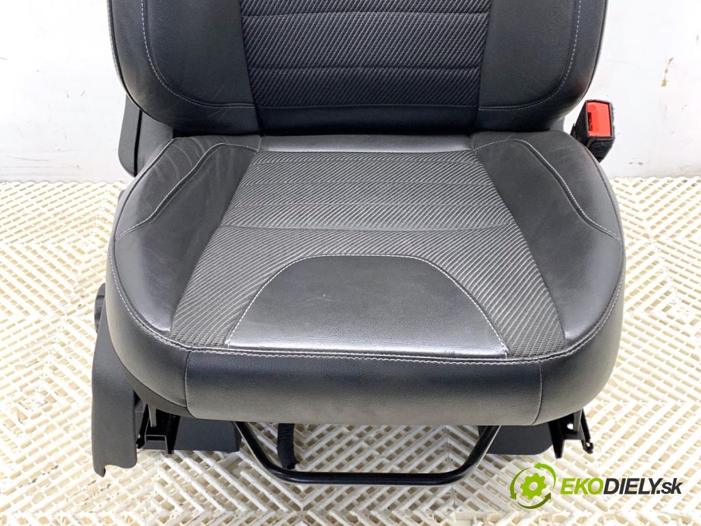 FORD KUGA II SUV 2014 120 kW 2.0 TDCi 4x4 1997 Sedadlo pravy predný