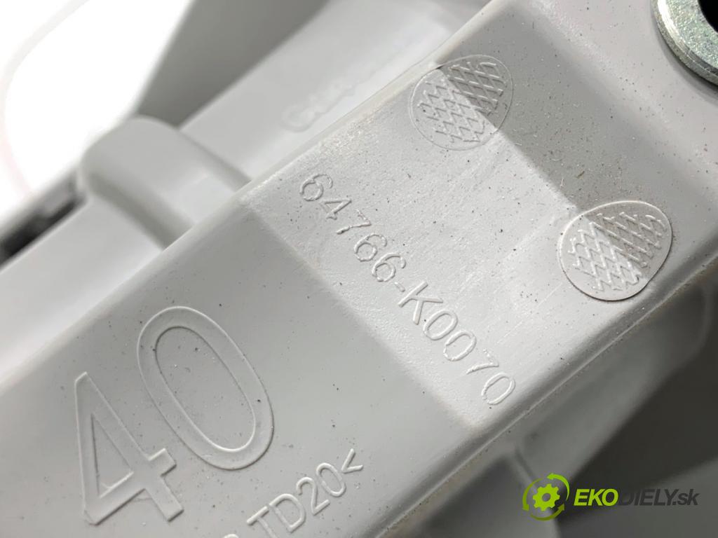 TOYOTA YARIS IV liftback 2022 92 kW 1.5 (MXPA11) 1490 ZVEDÁK: - Mechanizmus 64766-K0070