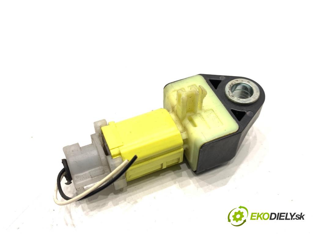 TOYOTA YARIS IV liftback 2022 92 kW 1.5 (MXPA11) 1490 Snímač nárazu 89173-0D160 (Snímač nárazu)