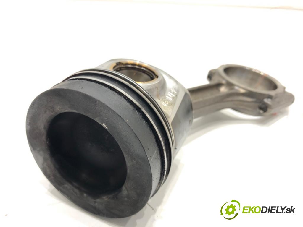 AUDI A4 B9 Kombi 2018 140 kW 2.0 TDI quattro 1968 PIEST: ojnica DETA (Piest)