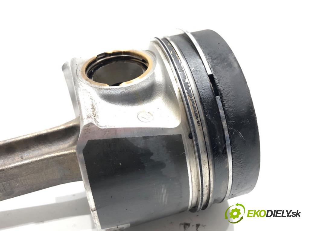 AUDI A4 B9 Kombi 2018 140 kW 2.0 TDI quattro 1968 PIEST: ojnica DETA (Piest)