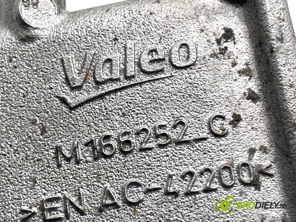 AUDI A4 B9 Kombi 2018 140 kW 2.0 TDI quattro 1968 potrubí sání 04L129766AS (Sací potrubí)