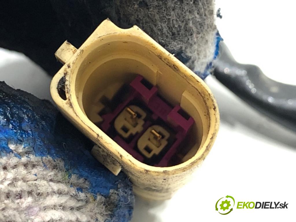 AUDI A4 B9 Kombi 2018 140 kW 2.0 TDI quattro 1968 Snímač teploty spalín 8W0906088F (Snímač)