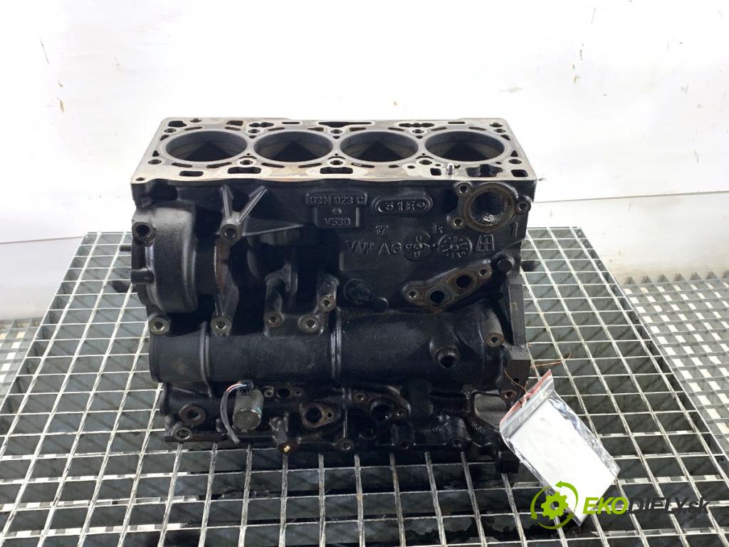 AUDI A4 B9 Kombi 2018 140 kW 2.0 TDI quattro 1968 blok Motor 03N023C (Blok motora)