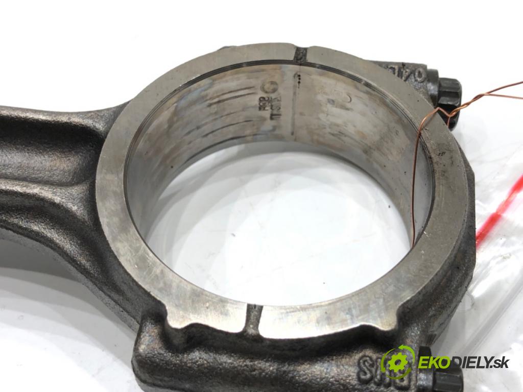 AUDI A4 B9 Kombi 2018 140 kW 2.0 TDI quattro 1968 PIEST: ojnica DETA (Piest)