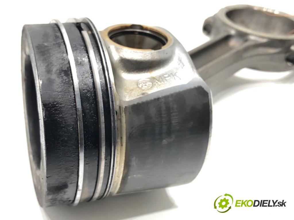 AUDI A4 B9 Kombi 2018 140 kW 2.0 TDI quattro 1968 PIEST: ojnica DETA (Piest)