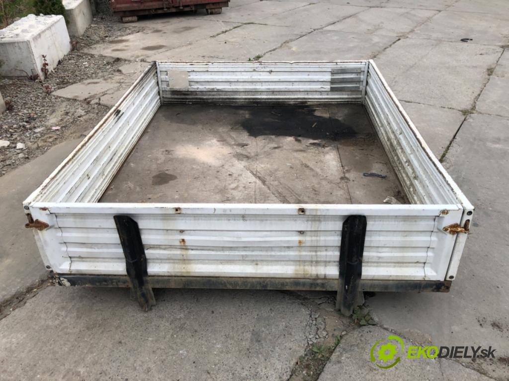 VW TRANSPORTER T4 Skrzynia 1994 57 kW 2.4 D 2370 BUDOVA: Prevodovka NALOŽIŤ: