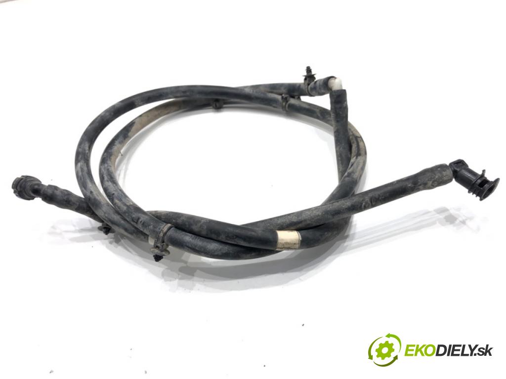 AUDI A8 D4 sedan 2015 368 kW 6.3 W12 quattro 6299 Rúrka ostrekovačov svetiel XENON 4H0955667A