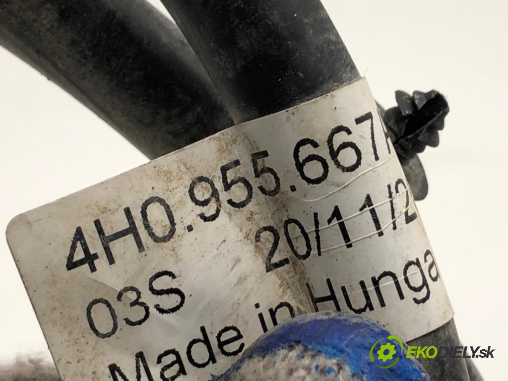 AUDI A8 D4 sedan 2015 368 kW 6.3 W12 quattro 6299 Rúrka ostrekovačov svetiel XENON 4H0955667A