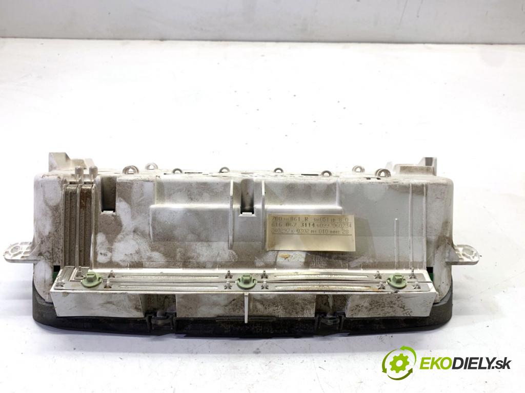 VW TRANSPORTER T4 Autobus 1997 75 kW 2.5 TDI 2461 Prístrojovka 7D0919861R (Prístrojová doska)