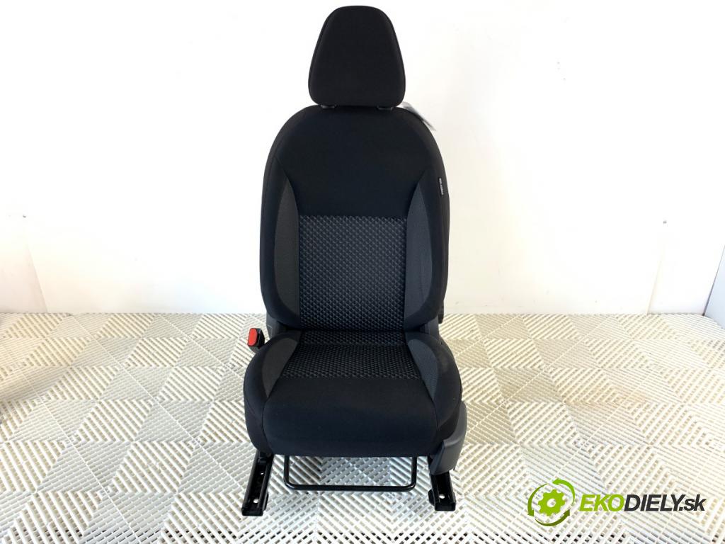 NISSAN MICRA K14 liftback 2020 74 kW 1.0 IG-T 100 999 Sedadlo ľavy predný 