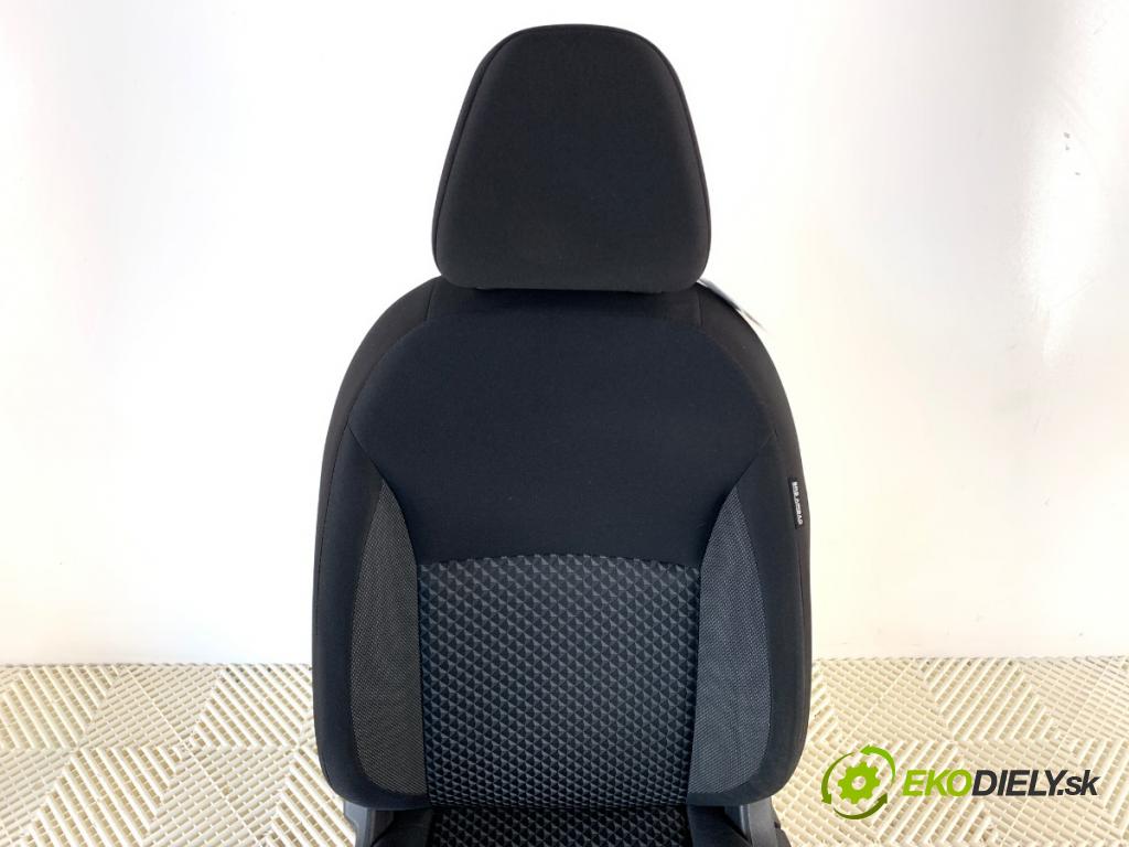 NISSAN MICRA K14 liftback 2020 74 kW 1.0 IG-T 100 999 Sedadlo ľavy predný