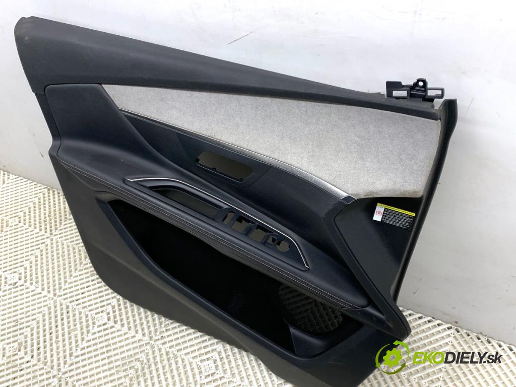 PEUGEOT 3008 SUV 2021 147 kW Hybrid4 (M45GBU) 1598 čalúnenie Dvere ľavy predný