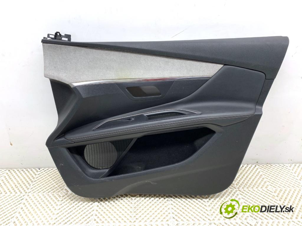 PEUGEOT 3008 SUV 2021 147 kW Hybrid4 (M45GBU) 1598 čalúnenie Dvere pravy predný 