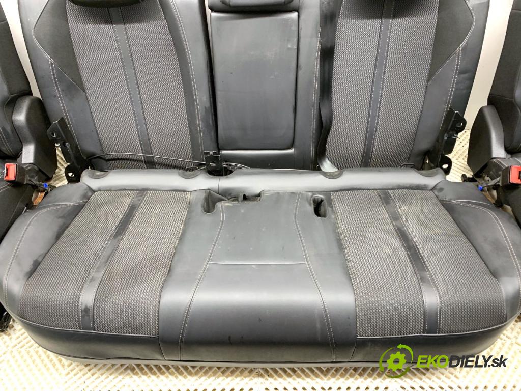 PEUGEOT 3008 SUV 2021 147 kW Hybrid4 (M45GBU) 1598 Sedadlá, sedačky Sedadlo