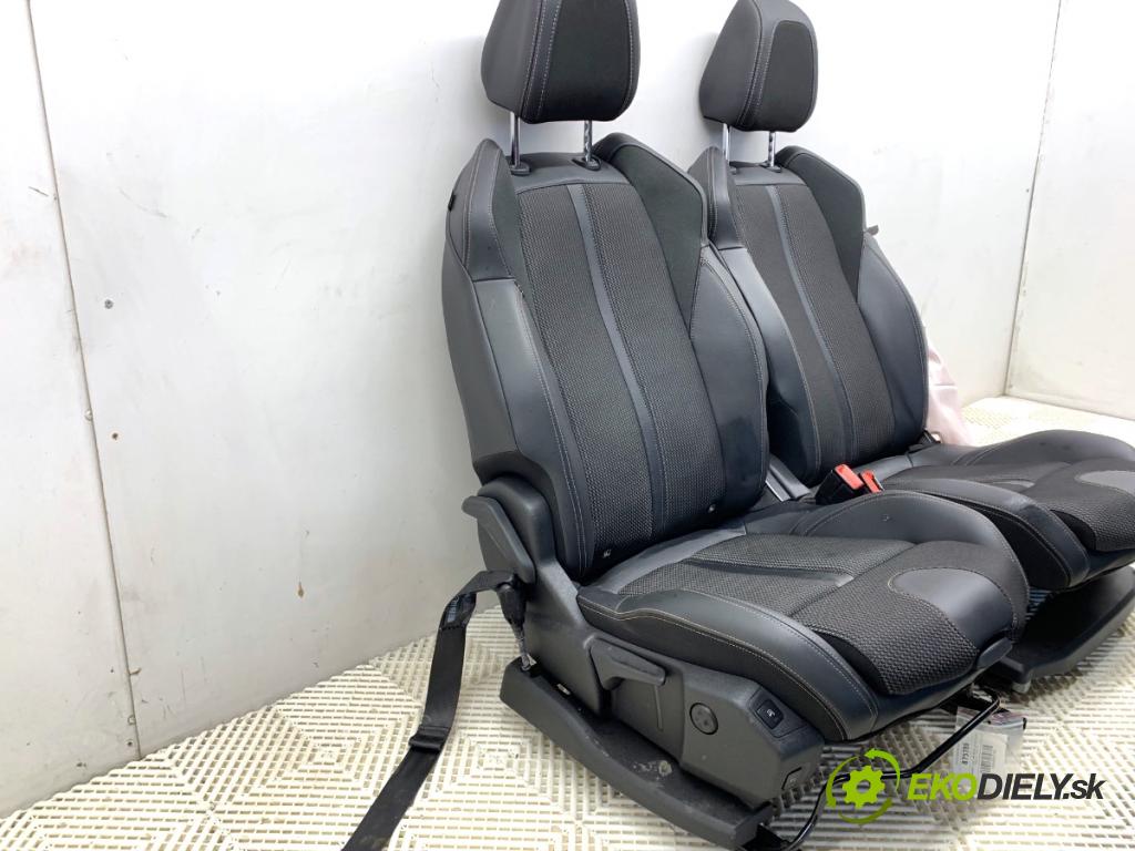 PEUGEOT 3008 SUV 2021 147 kW Hybrid4 (M45GBU) 1598 Sedadlá, sedačky Sedadlo