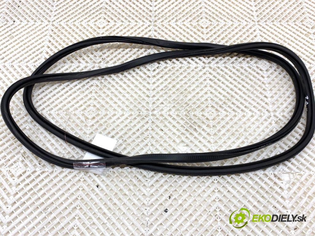 PEUGEOT 3008 SUV 2021 147 kW Hybrid4 (M45GBU) 1598 tesnenie strešného okna 9811881680