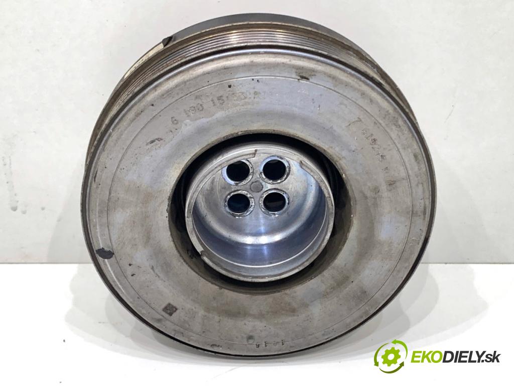 BMW F31 Kombi 2019 110 kW 318 d 1995 koleso kolesová hriadeľa 7619245 (Remenica)