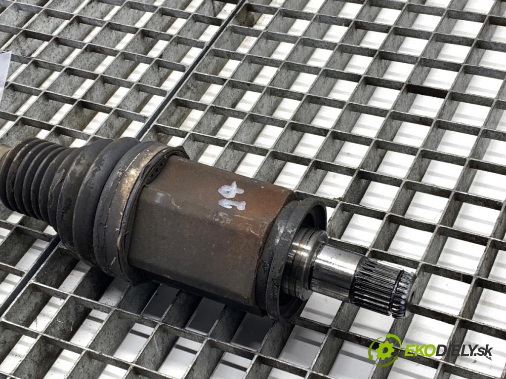 BMW F31 Kombi 2019 110 kW 318 d 1995 Poloos ľavy predný 7597693