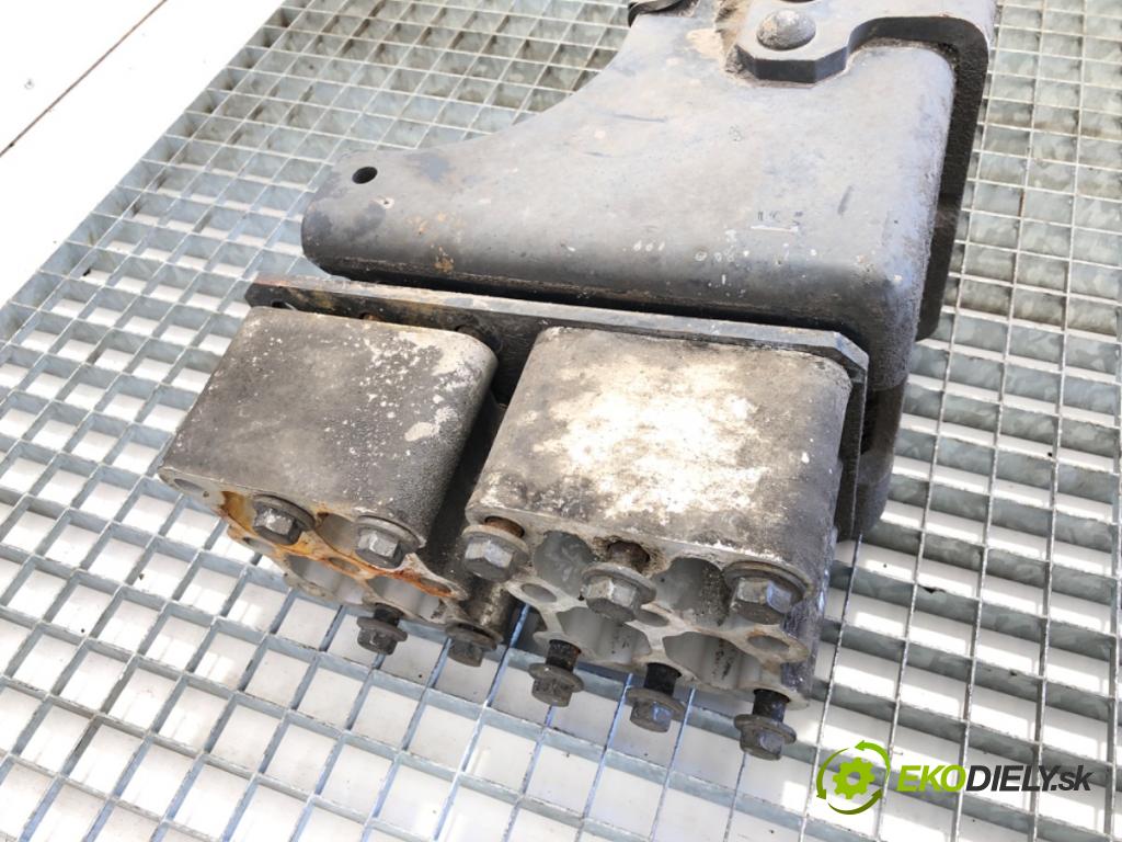 RENAULT TRUCKS T Platforma / podwozie 2020 338 kW T460 338 kW [460 KM] olej napędowy 2013 - 2022 10837 Výstuha zad TM190/63 21524799