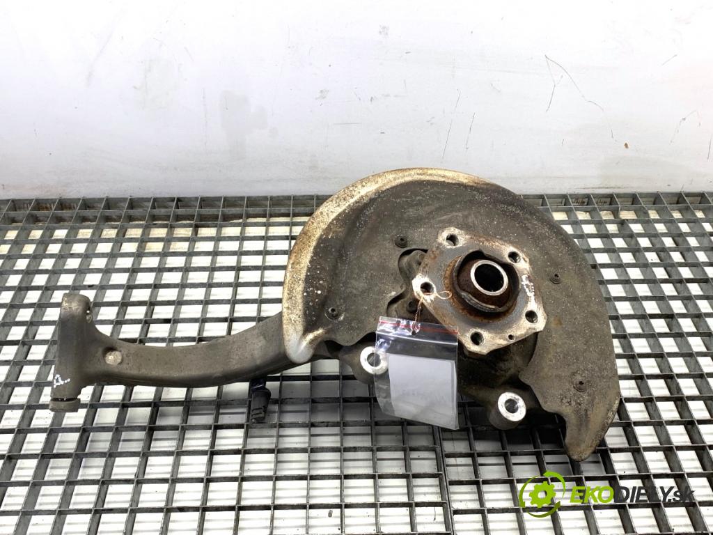 AUDI A4 B9 sedan 2018 185 kW 2.0 TFSI quattro 1984 náboj pravy predný 8W0407242F