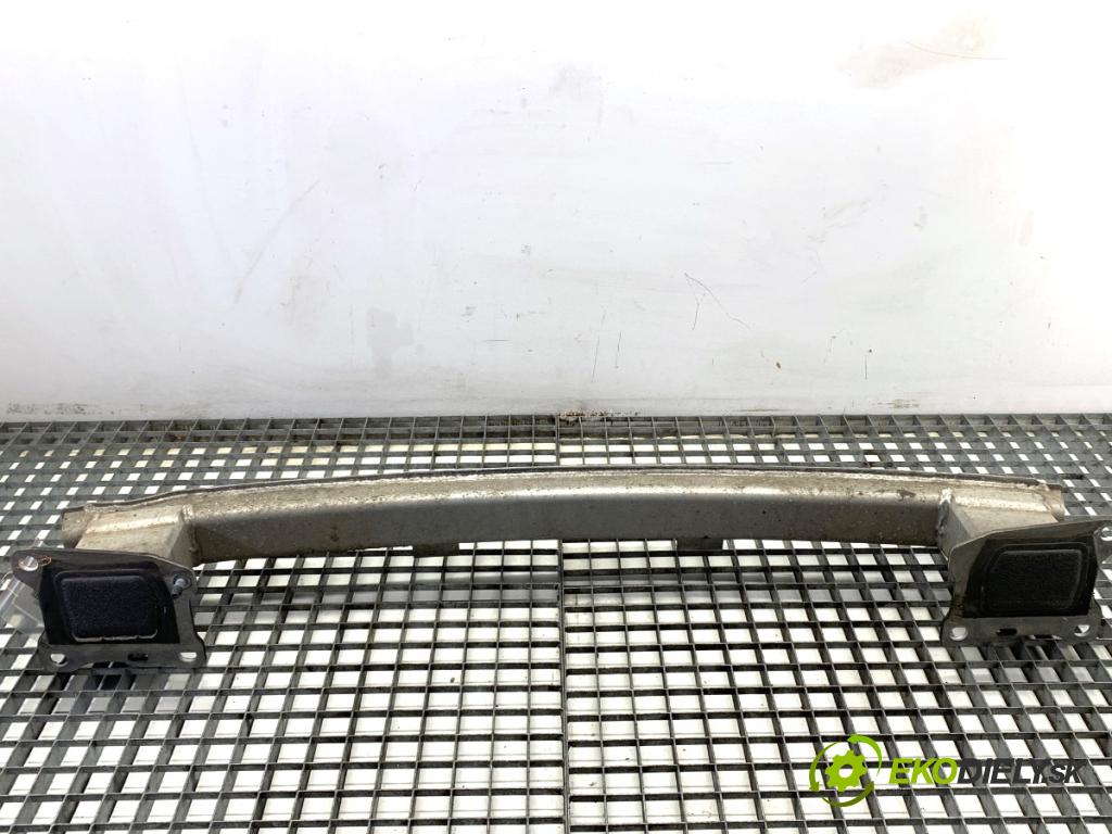 AUDI A4 B9 sedan 2018 185 kW 2.0 TFSI quattro 1984 Výstuha nárazníka zad 8W0807309C (Výstuha zadná)