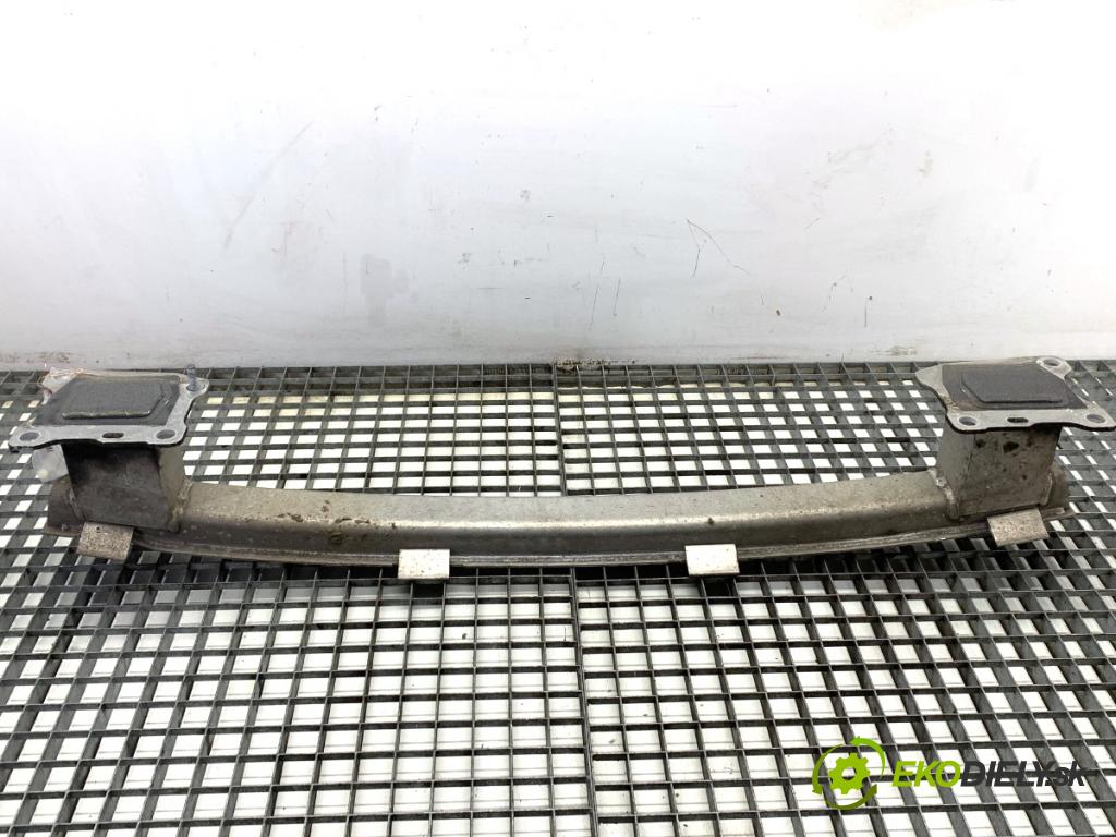 AUDI A4 B9 sedan 2018 185 kW 2.0 TFSI quattro 1984 Výstuha nárazníka zad 8W0807309C (Výstuha zadná)