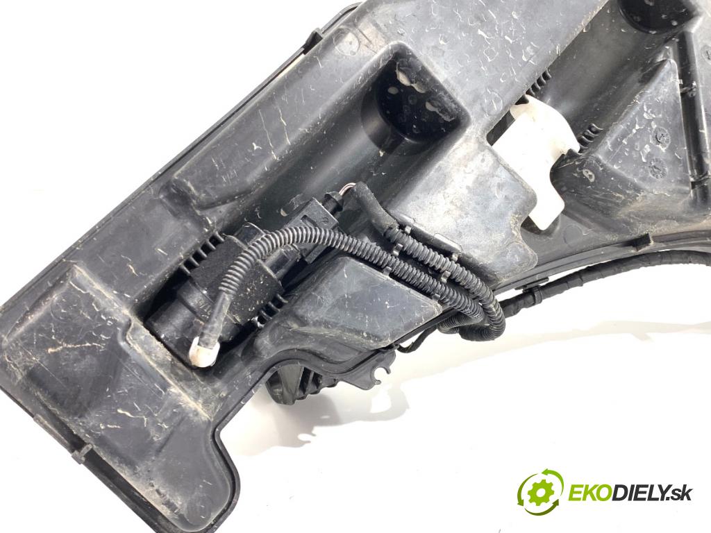 AUDI A4 B9 sedan 2018 185 kW 2.0 TFSI quattro 1984 Nádržka ostrekovačov 8W0955451L