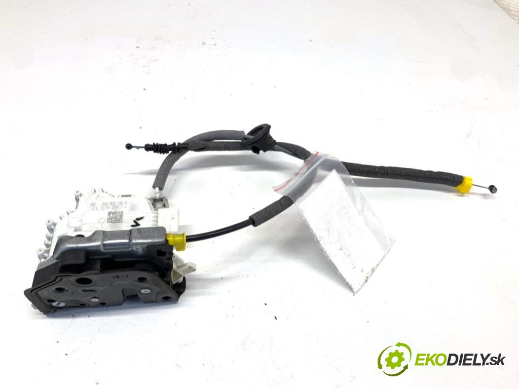 AUDI A4 B9 sedan 2018 185 kW 2.0 TFSI quattro 1984 zámok Dvere pravy zad 8X0839016D