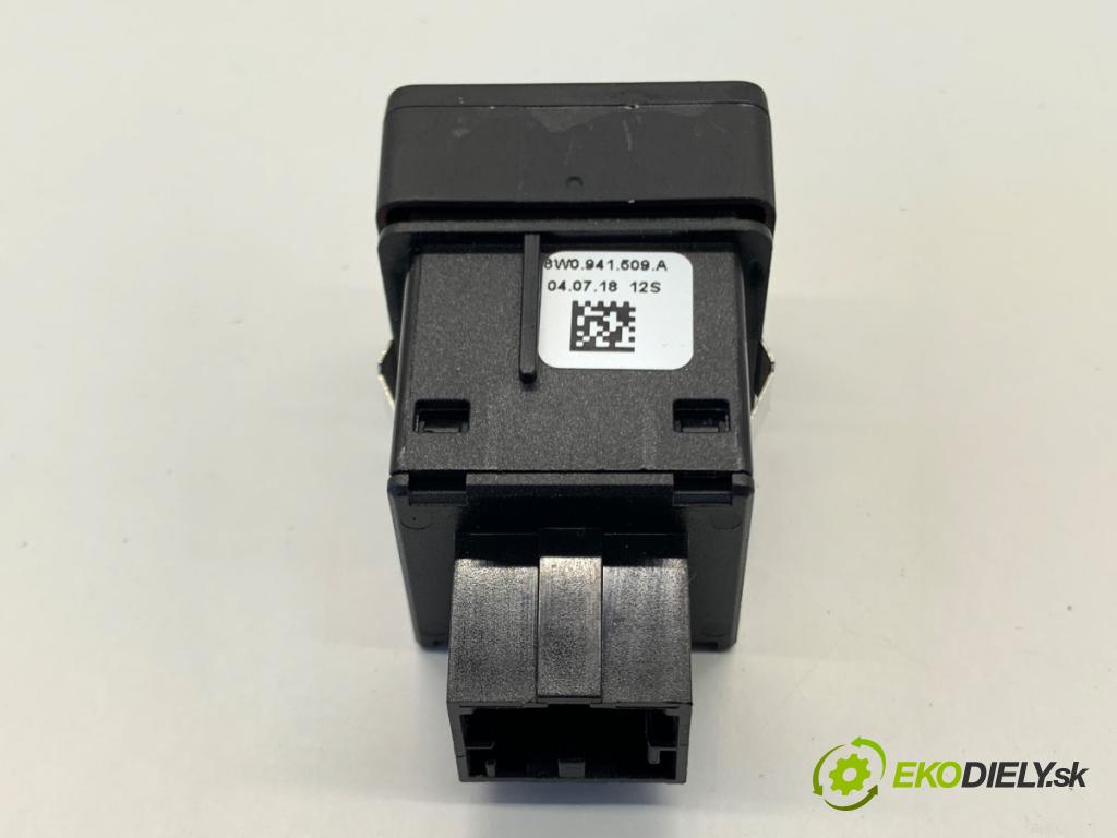 AUDI A4 B9 sedan 2018 185 kW 2.0 TFSI quattro 1984 Spínač svetiel výstražných (núdzových) 8W0941509A (Prepínacie páčky pod volantom)