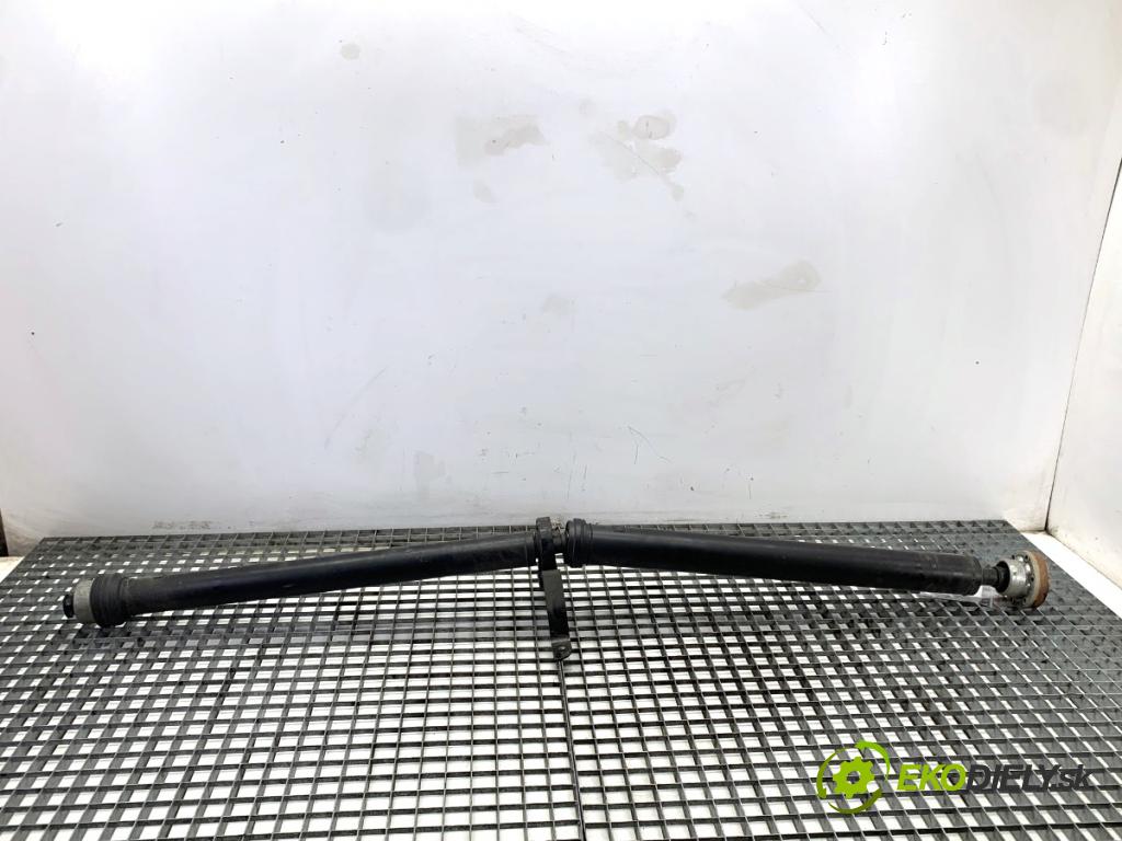 AUDI A4 B9 sedan 2018 185 kW 2.0 TFSI quattro 1984 Kardaň, hriadeľ hnací zad 8W0521101 (Kardaňový hriadeľ)