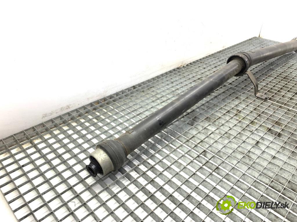 AUDI A4 B9 sedan 2018 185 kW 2.0 TFSI quattro 1984 Kardaň, hriadeľ hnací zad 8W0521101 (Kardaňový hriadeľ)