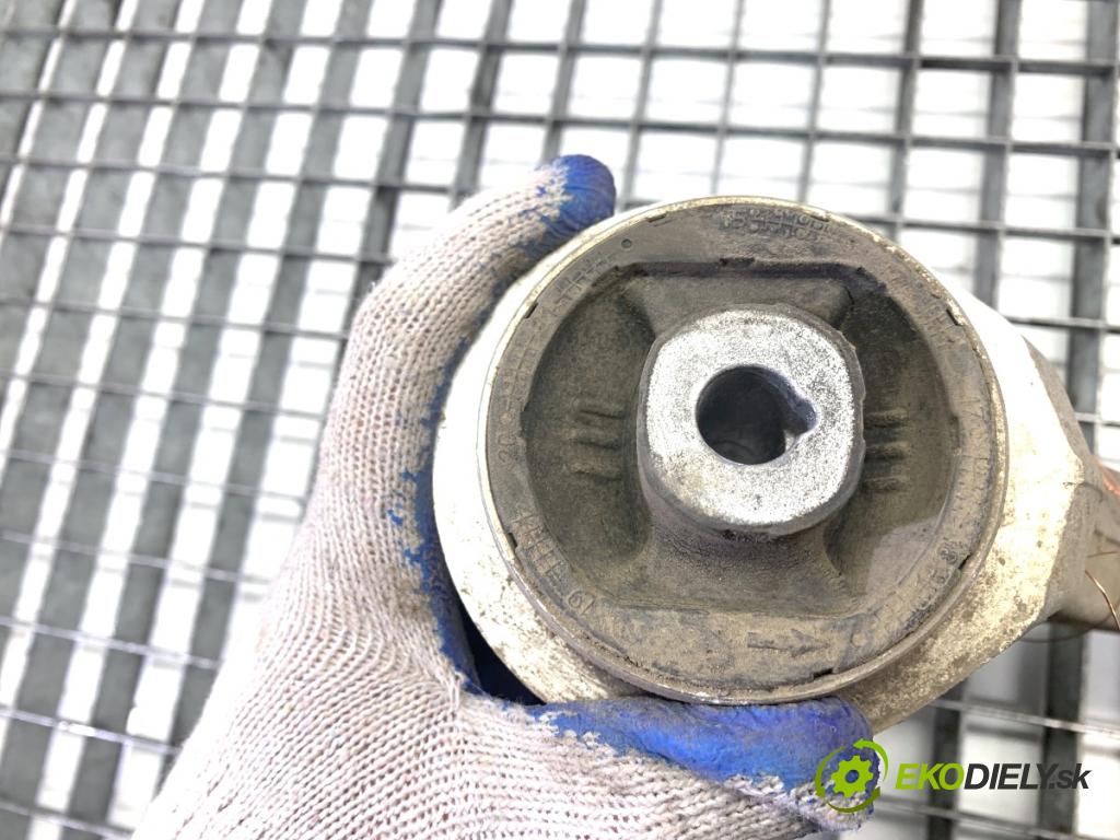 AUDI A4 B9 sedan 2018 185 kW 2.0 TFSI quattro 1984 Rameno pravy predný 8W0407696B