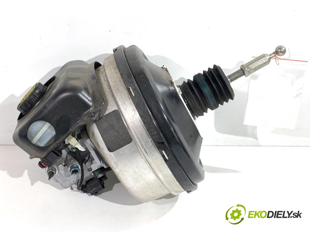 AUDI A4 B9 sedan 2018 185 kW 2.0 TFSI quattro 1984 Posilovač bŕzd 8W0612103G